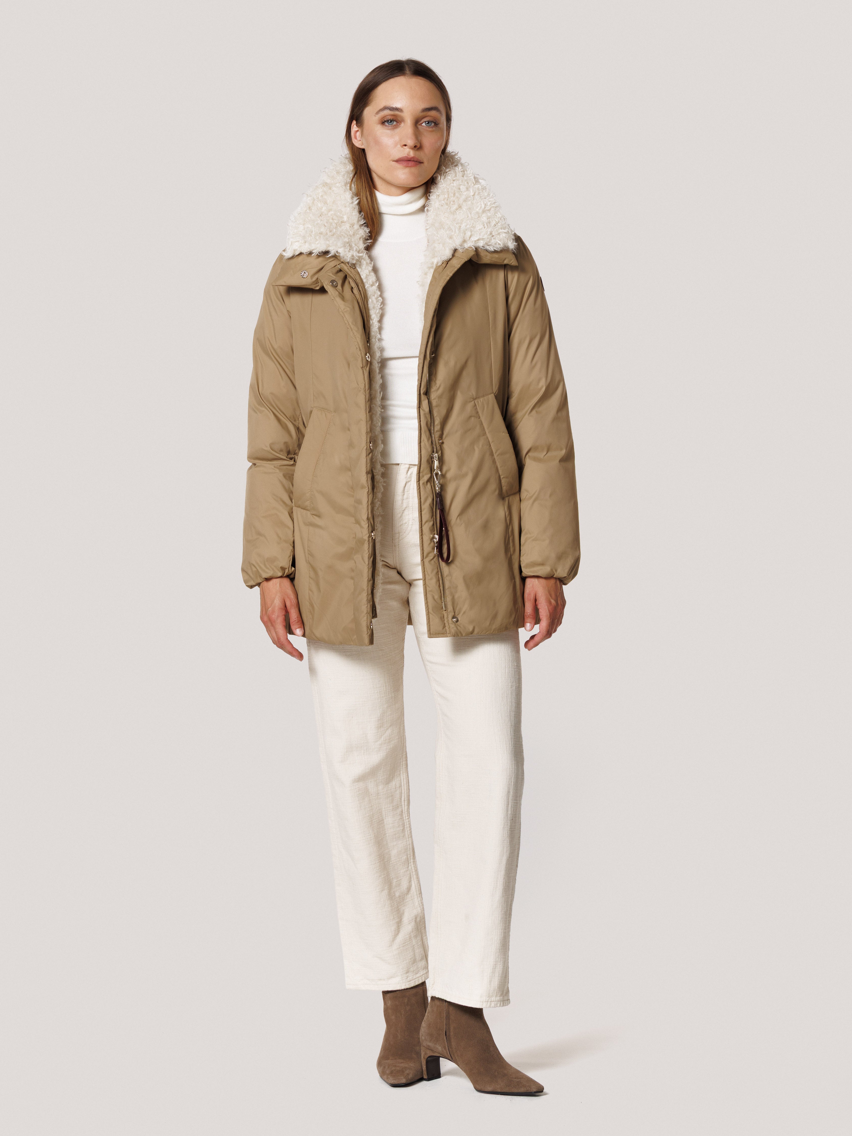 Tea short coat