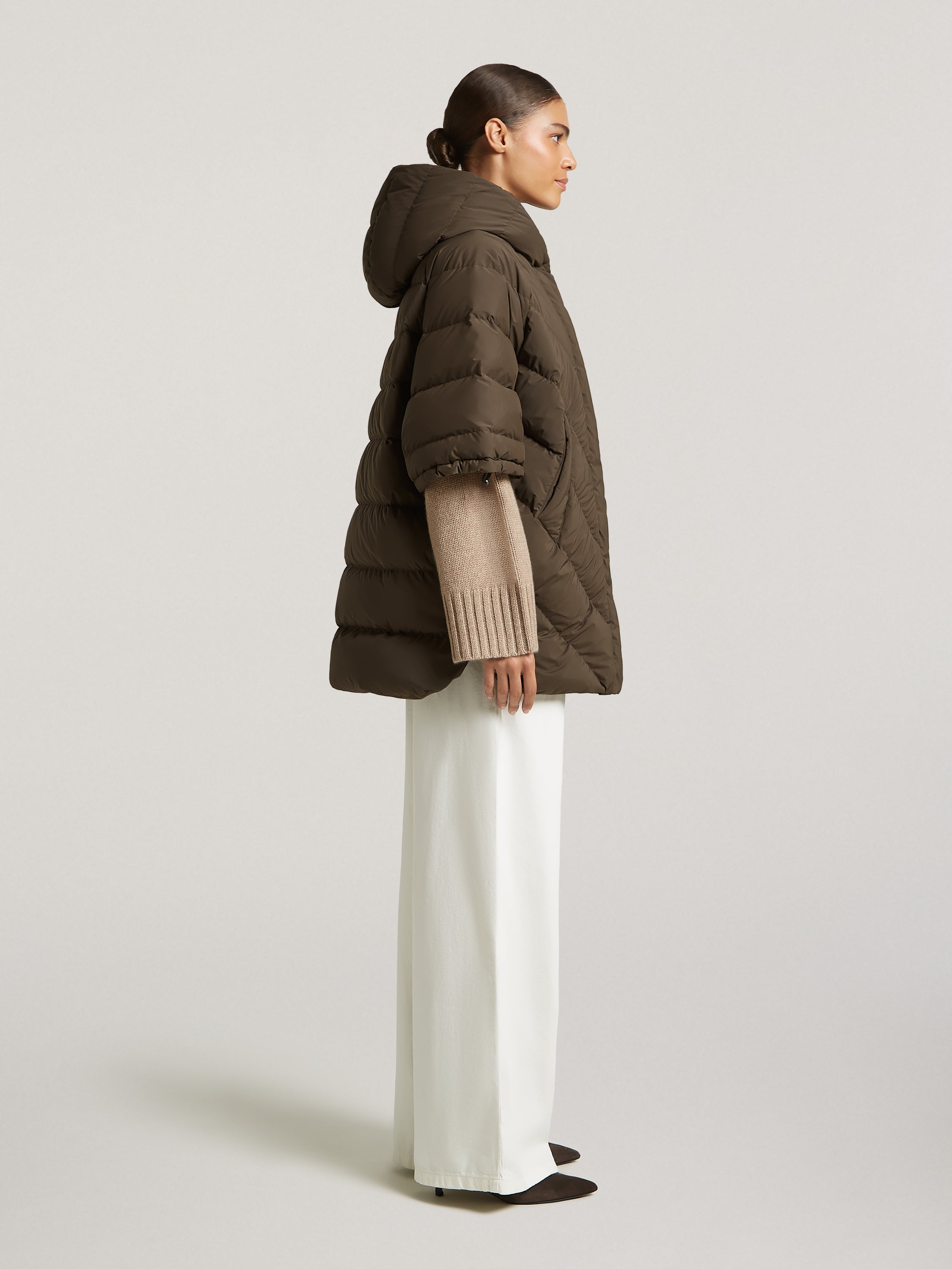 Lindsey cape