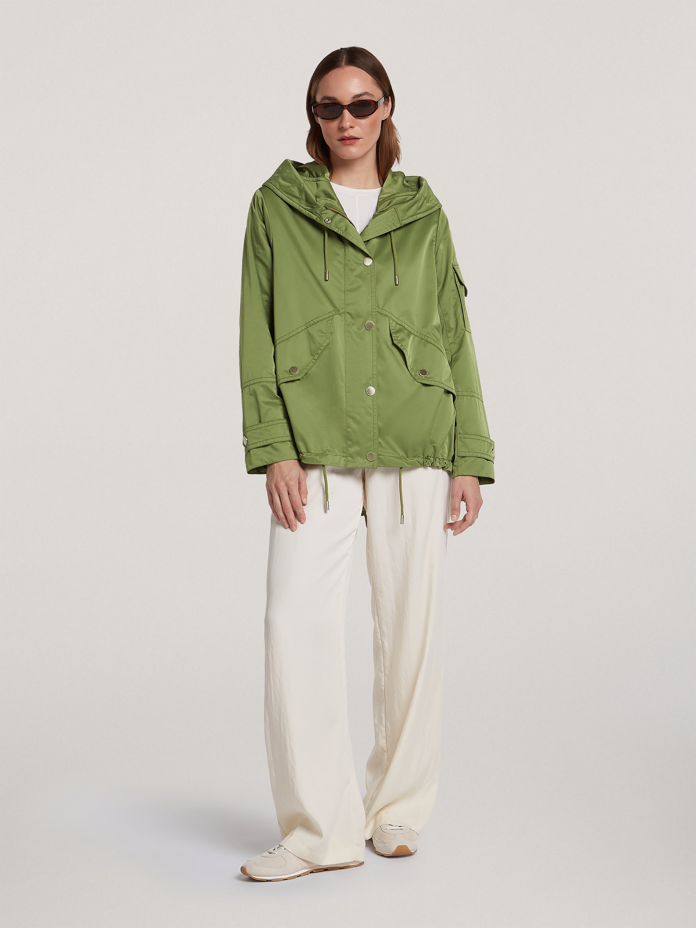 Sara short coat