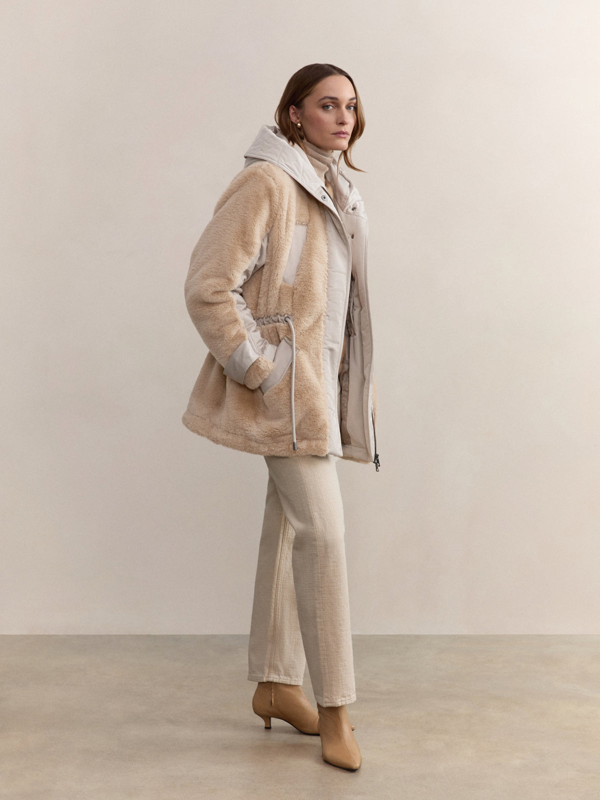 Jenny short coat