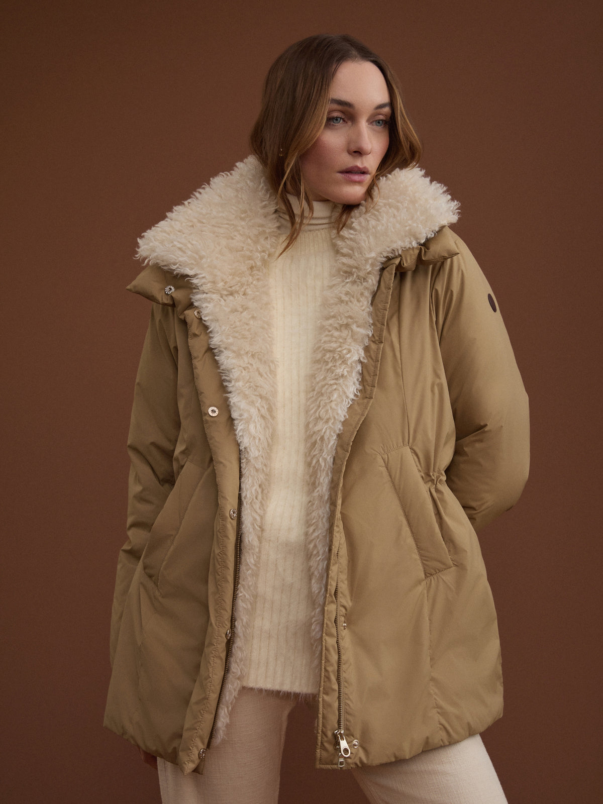 Tea short coat