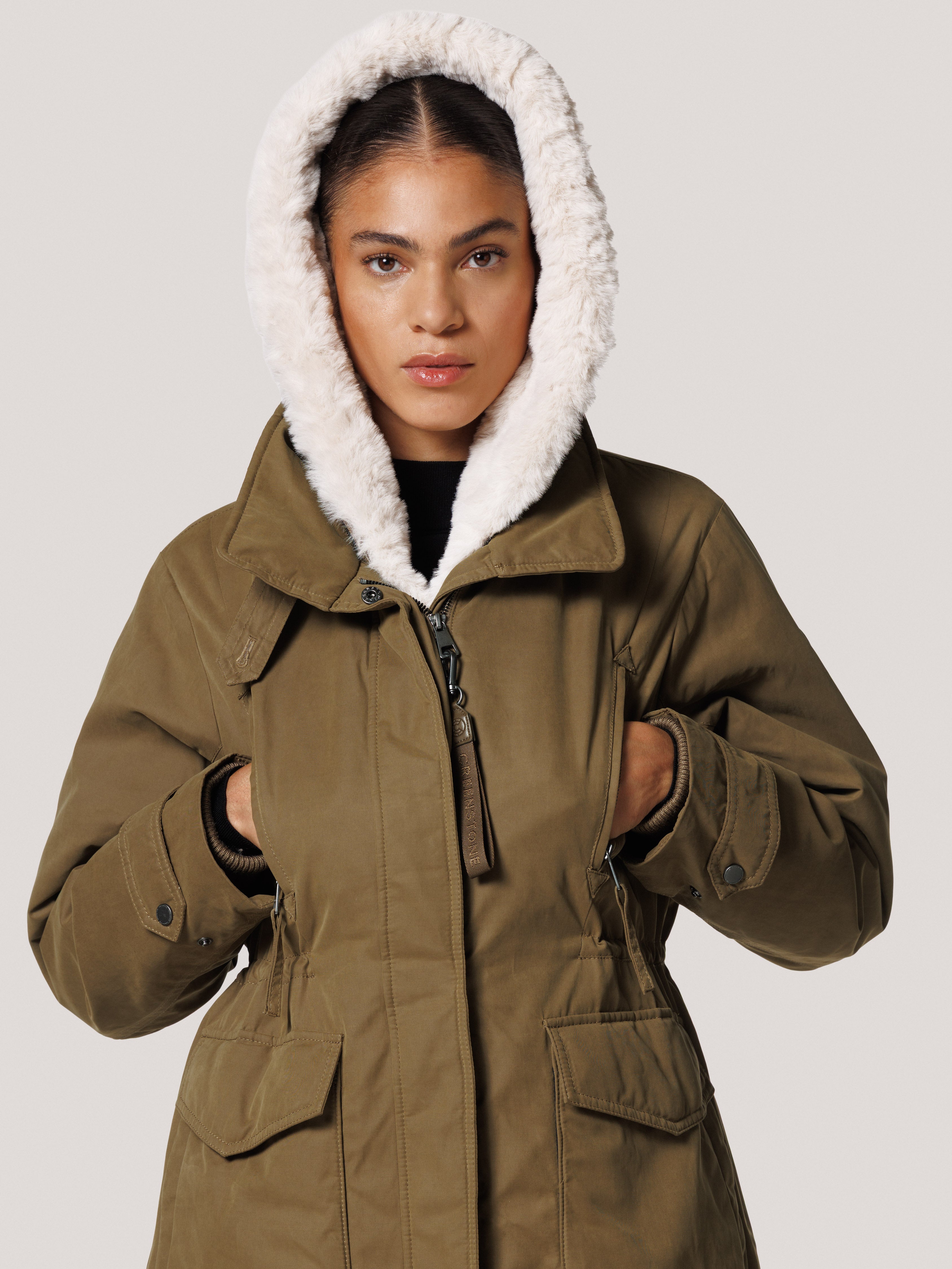 Hedi short coat